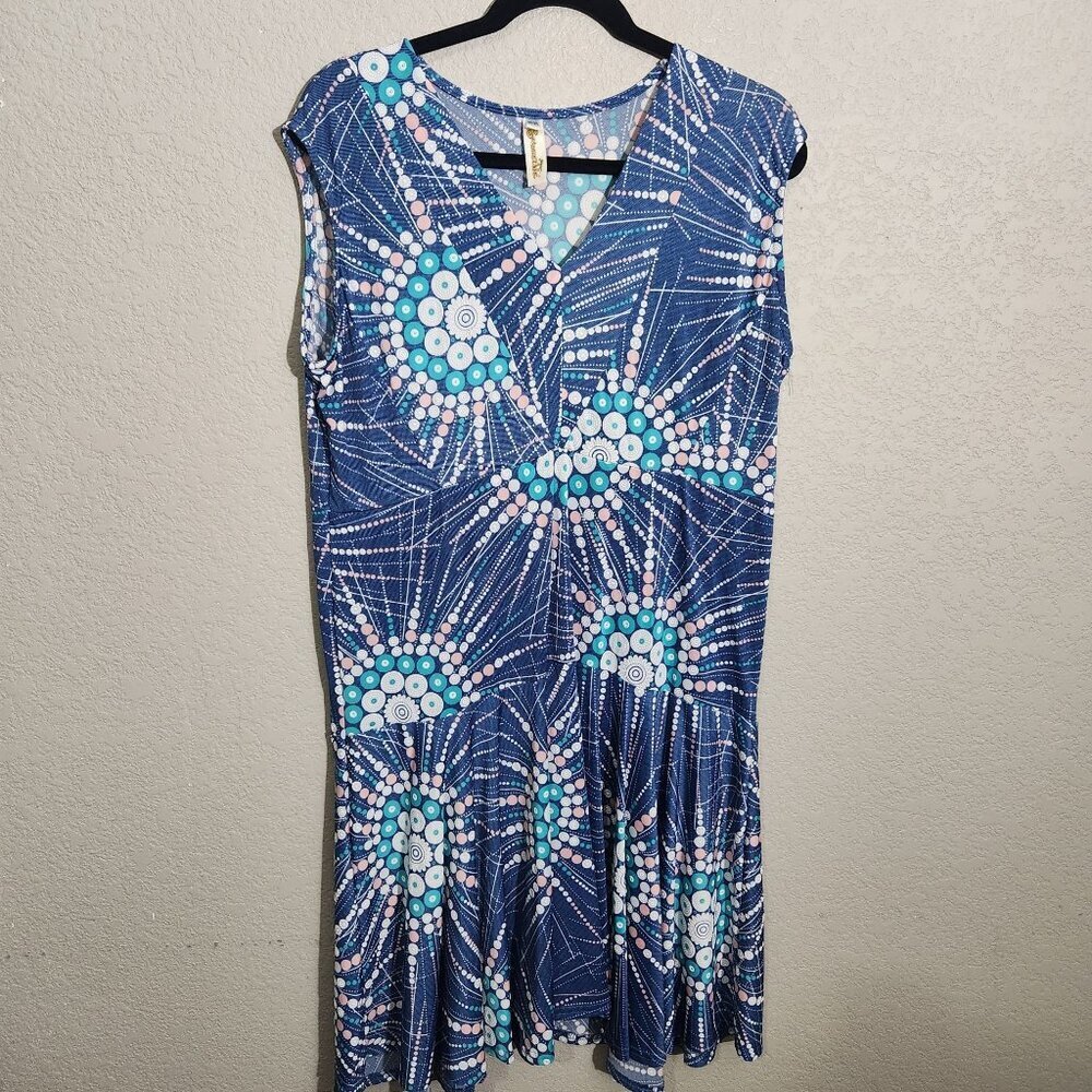 Shoreline Blue Sleeveless Dress 1X-2X Abstract Dot Pattern Knee Length Lightweig